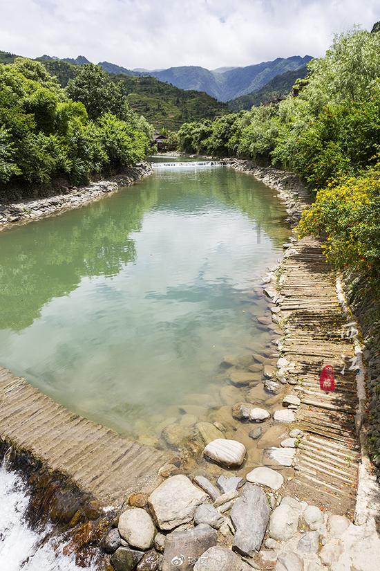 逃出郊外露营地
